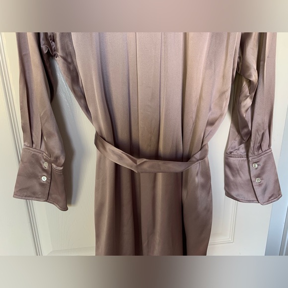 Banana Republic Mauve Satin Long Sleeve Dress - Picture 10 of 13